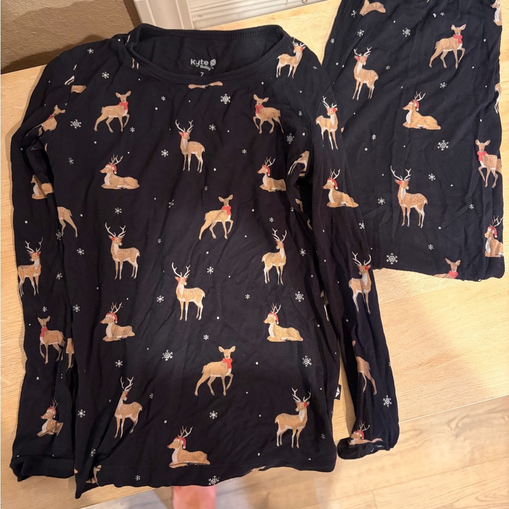 Kyte BABY Black and Brown Reindeer Pajama Set